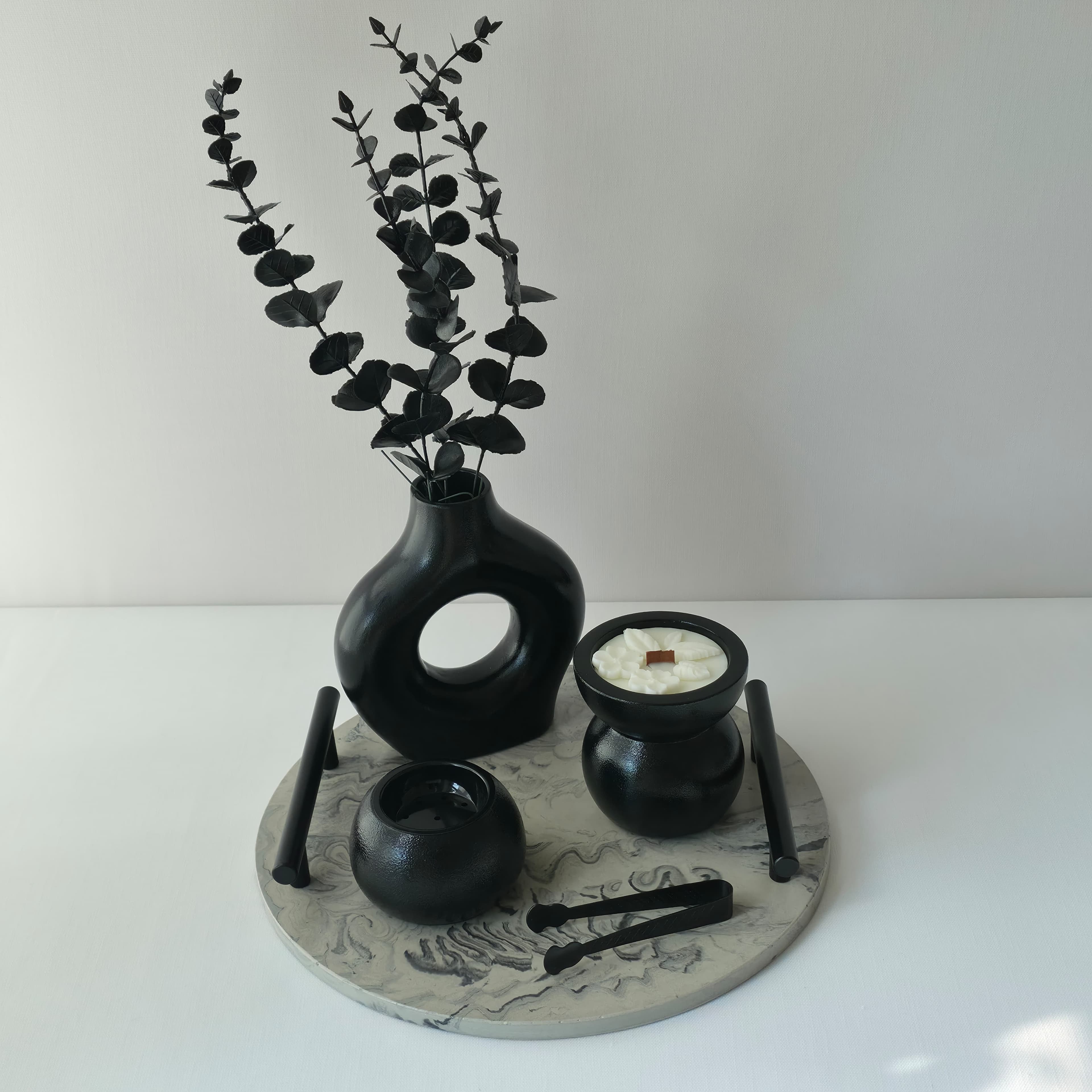 Noirella - Image 1